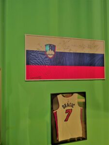 LOve and Dragic